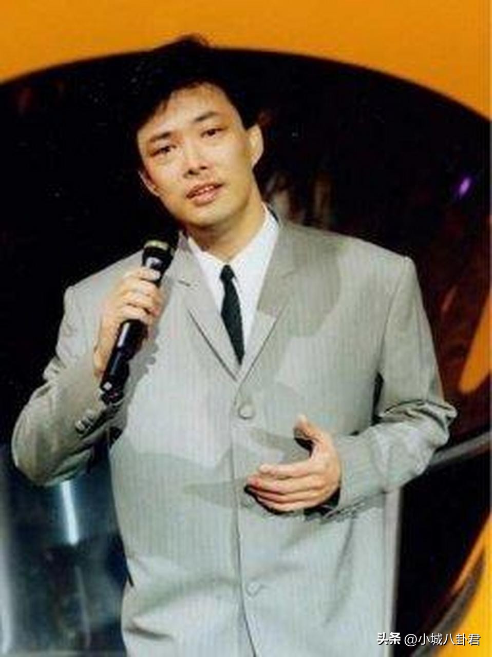 娱乐圈单身男星排行榜_娱乐圈大龄未婚男星_娱乐圈大龄青年