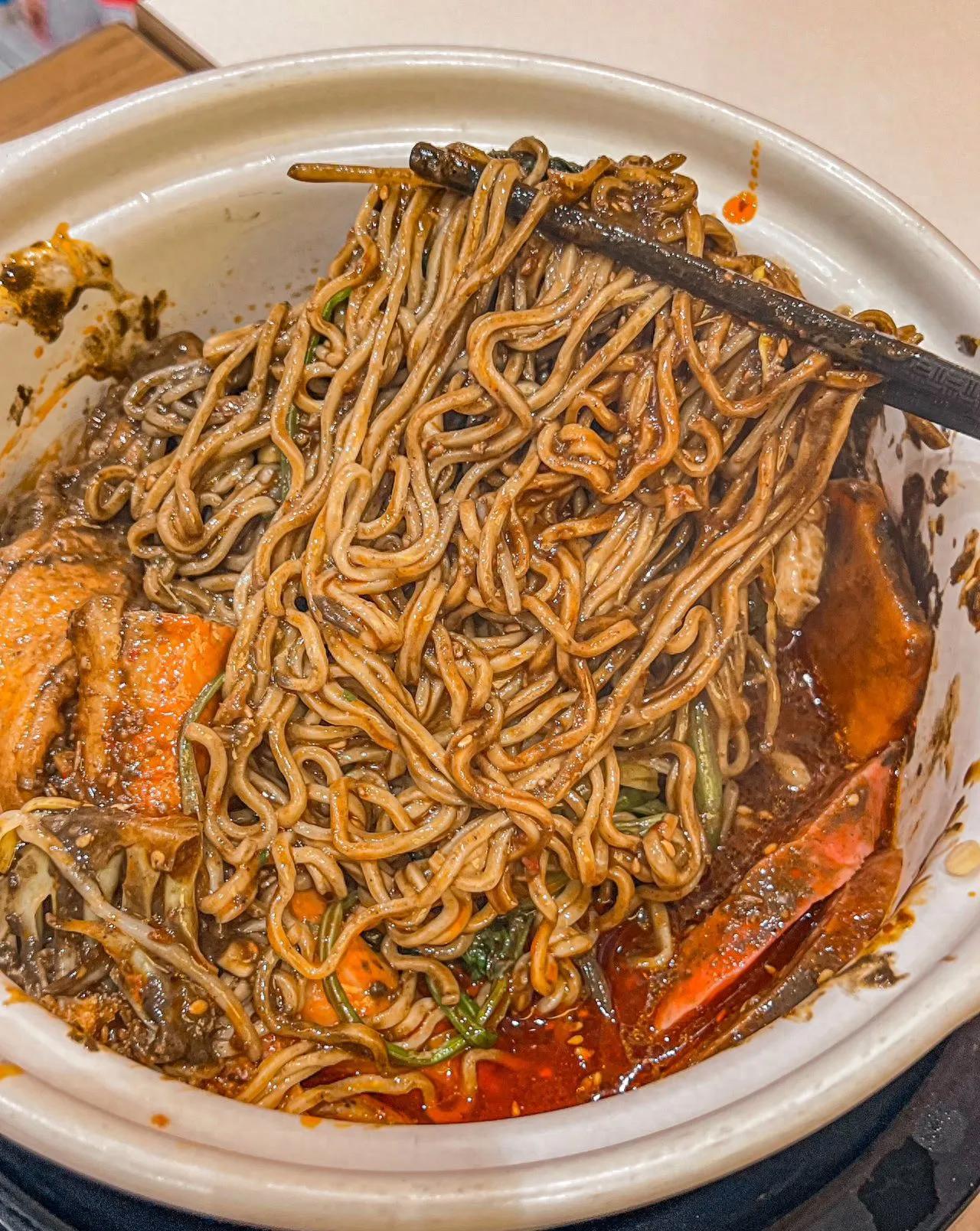 黑暗料理网红零食图片大全,_黑芝麻酱麻辣烫_水泥麻辣烫