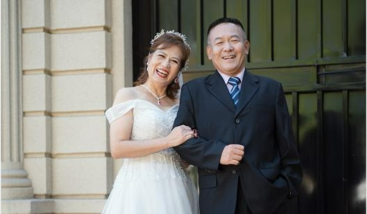 有伴儿微信小程序交友平台_看网红八卦用什么微信小程序-_北京电视台选择有伴儿小程序