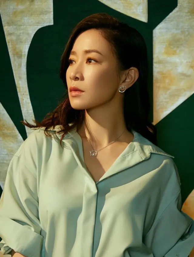 长脸女星高级感_长脸女人气质美女_长方形脸女明星